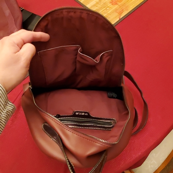 Bebe Backpack - Picture 4 of 5